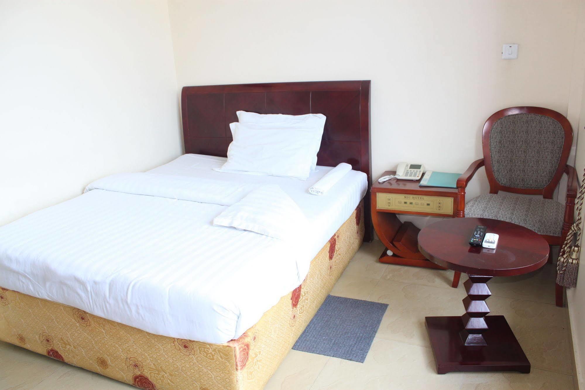 Mic Hotel Dar es Salaam Exterior photo